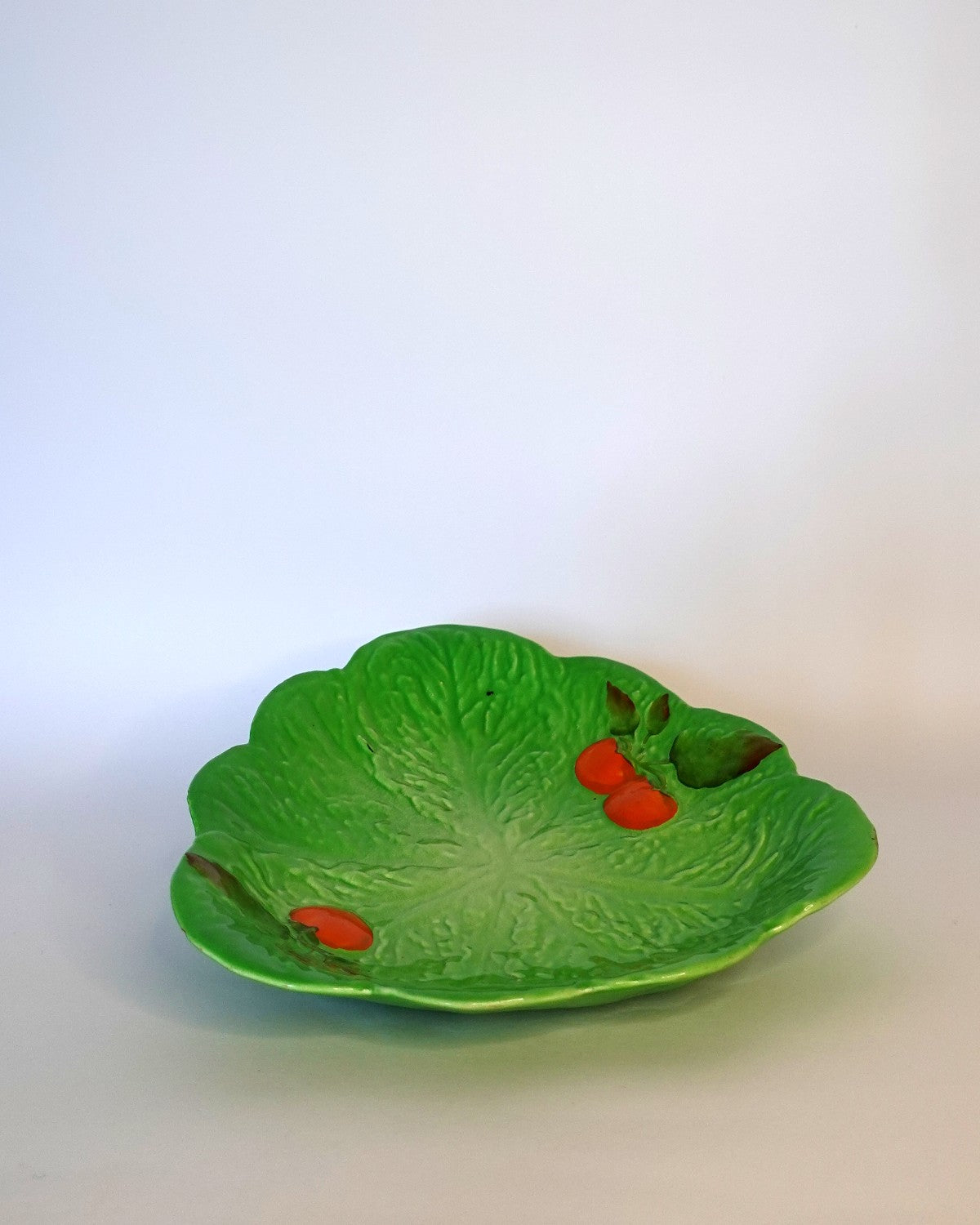 Lettuce Leaf and Tomato Serving Dish