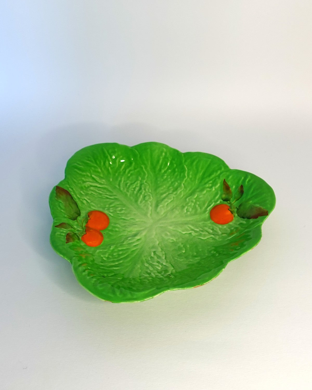 Lettuce Leaf and Tomato Serving Dish