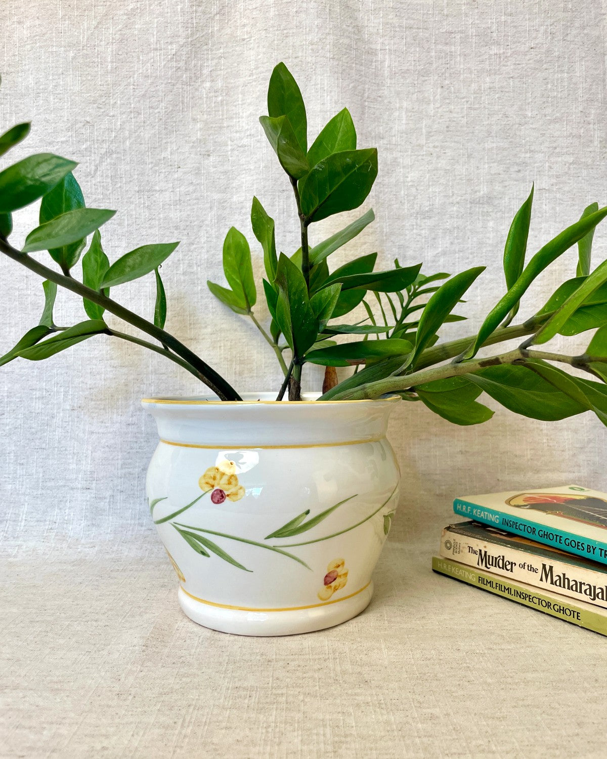 Vintage Ceramic Indoor Planter, White & Yellow