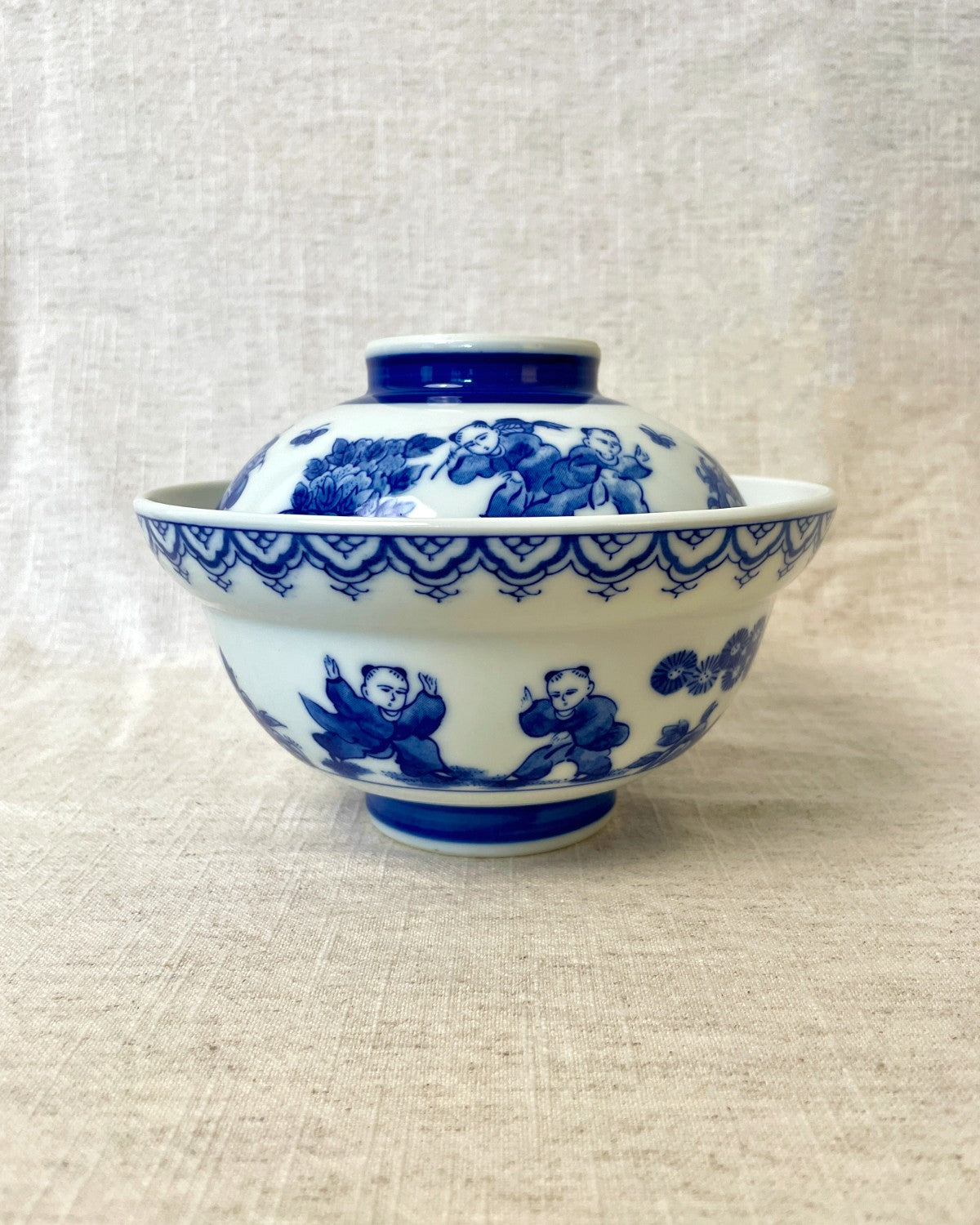 Vintage Japanese Karako Bowl with Lid